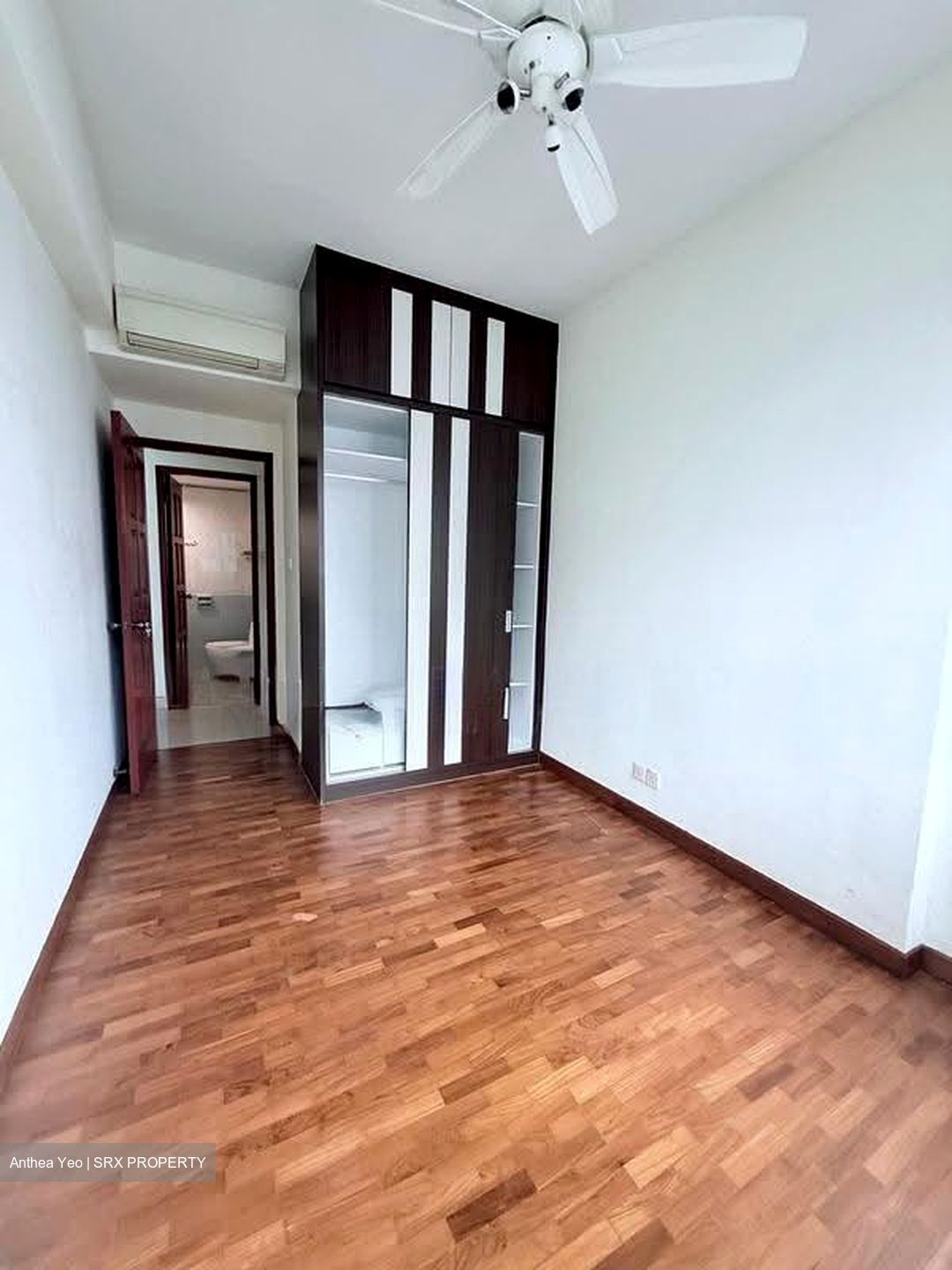 Simsville (D14), Condominium #628388041